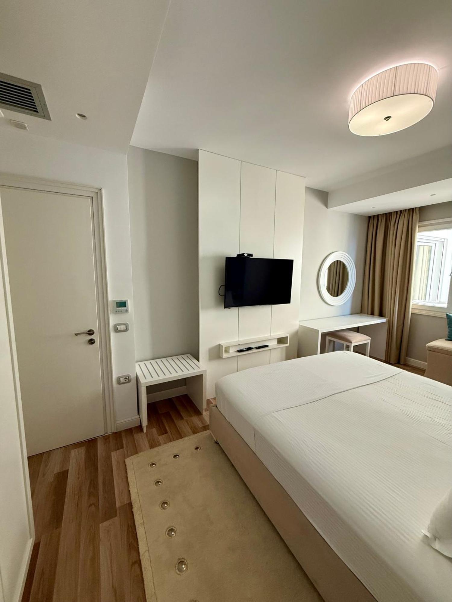 Limani Deluxe Apartments Sarandë Exterior foto